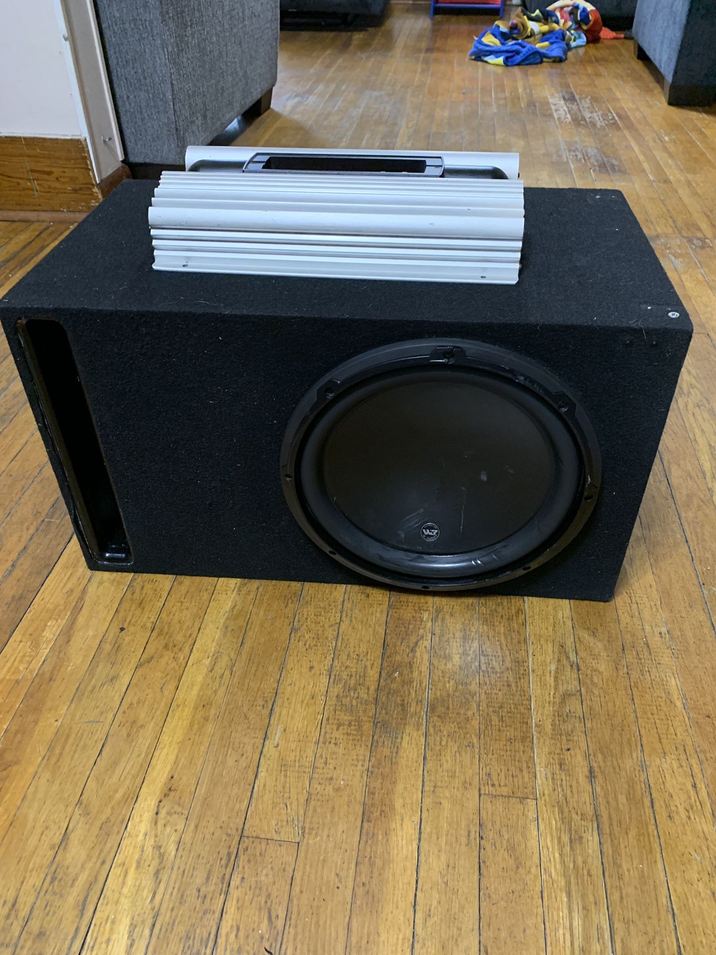 Jl Audio 12w3v3 4 Subwoofer In Ported Box With Amp For Sale In Altoona Pa Offerup