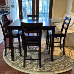 Wood Table and 4 Chairs