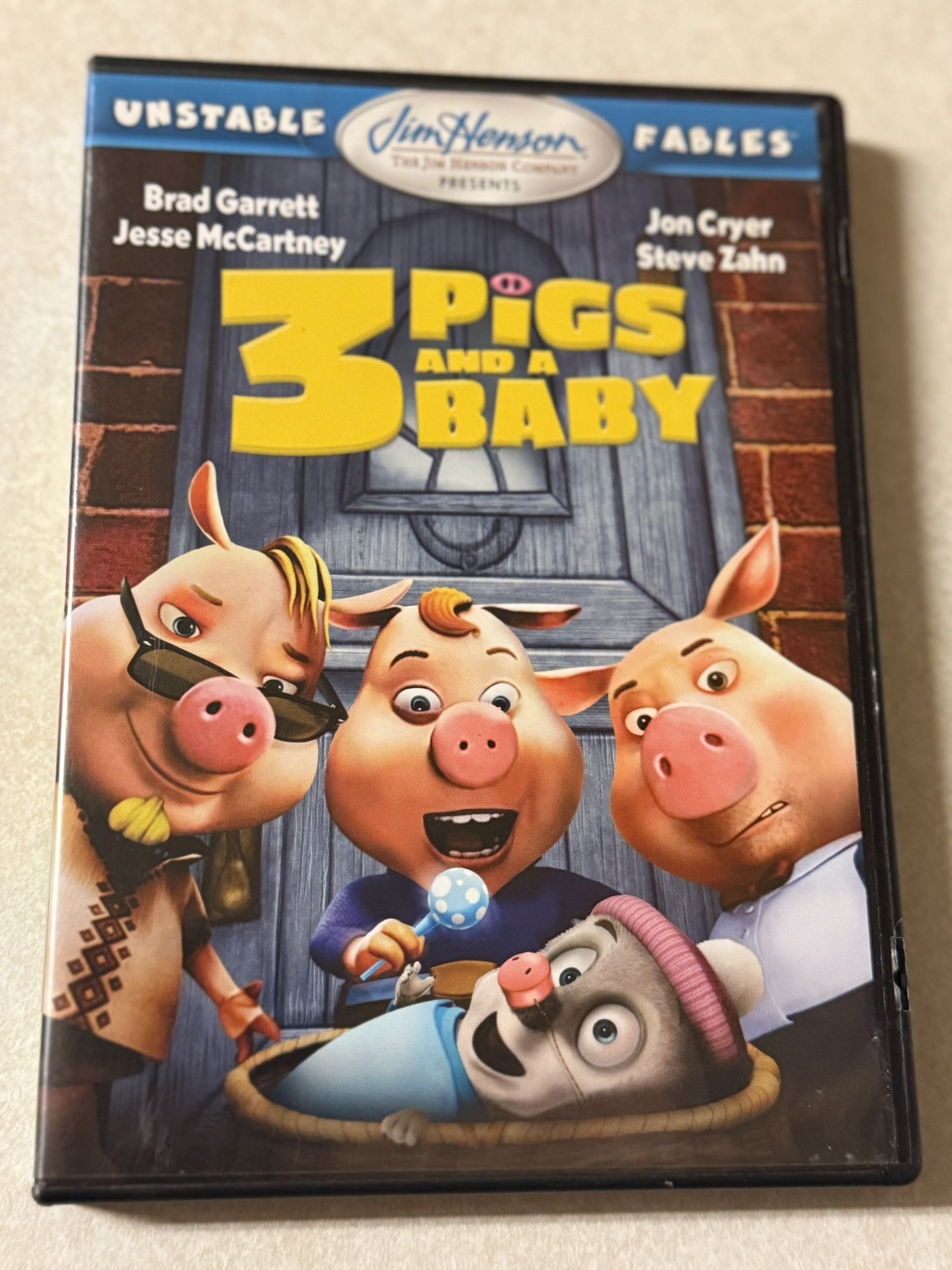 3 Pigs And A Baby