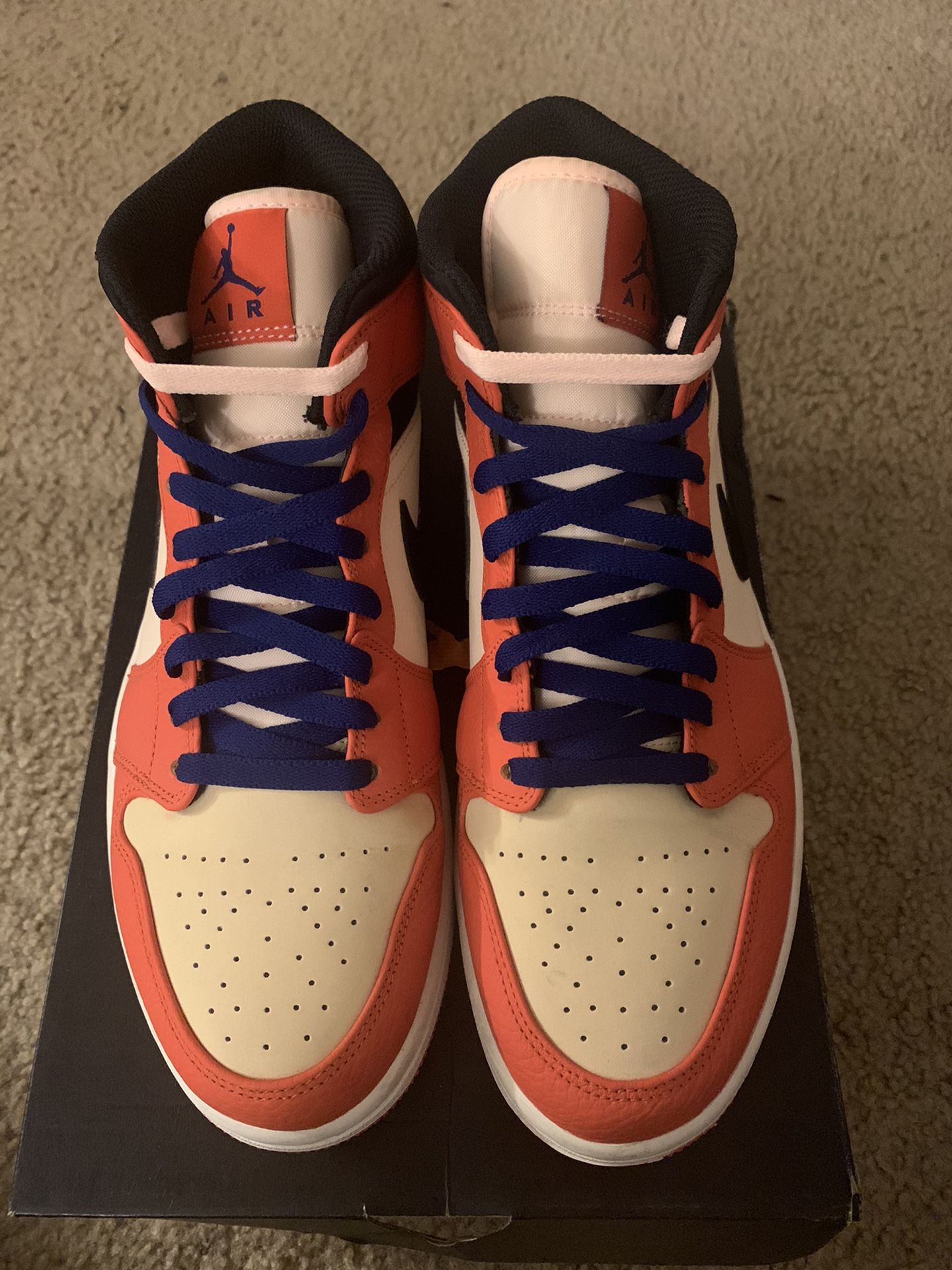 100% authentic Jordan 1 mid se “orange black”