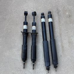 Toyota Tacoma 3rd Gen OEM Shocks (Front & Rear) – Low‑Mileage