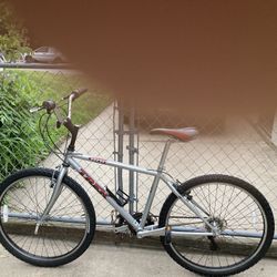 TREK 800 Mountain Track Bike