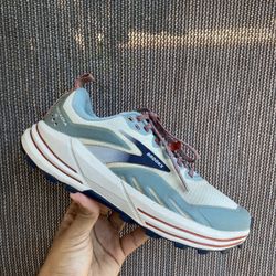 Brooks Cascadia 16  trail running shoes in aqua, tourmaline