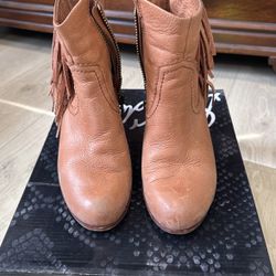 Boots For Ladies Size 7