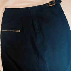 Danielle Bernstein Long Black Side Leg Slit Pencil Skirt