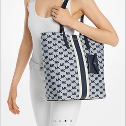 Michael Kors Tote