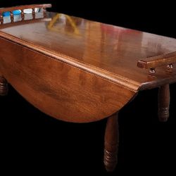 **SOLID MAPLE COFFEE TABLE **