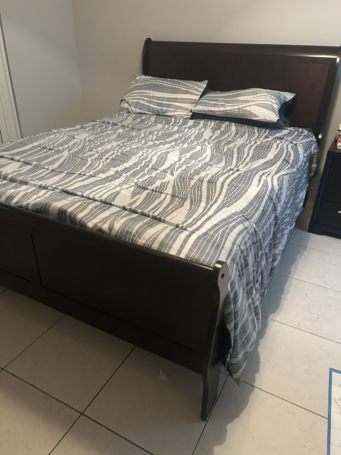 Bedroom Set