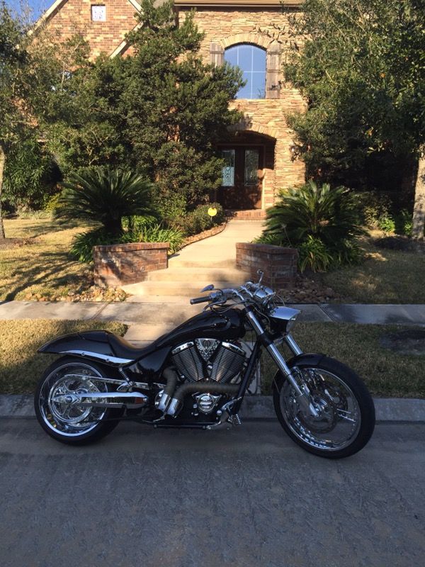 Custom Arlen Ness Victory Hammer