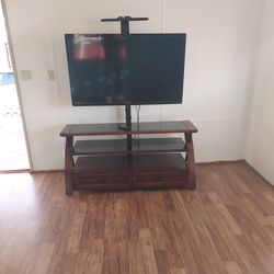 Emerson TV and Stand