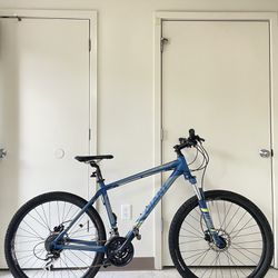 Giant 4 Talon Mountain Bike 27.5”