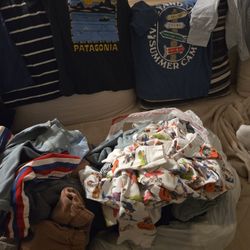 Ropa y Zapatos  para Niños y Mujeres.