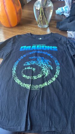 Men’s HTTYD t shirt