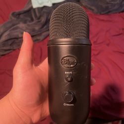 Blue Yeti Microphone 