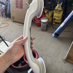 Suction Cup Grab Bar