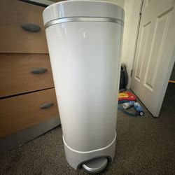 Free!!! Diaper Trashcan