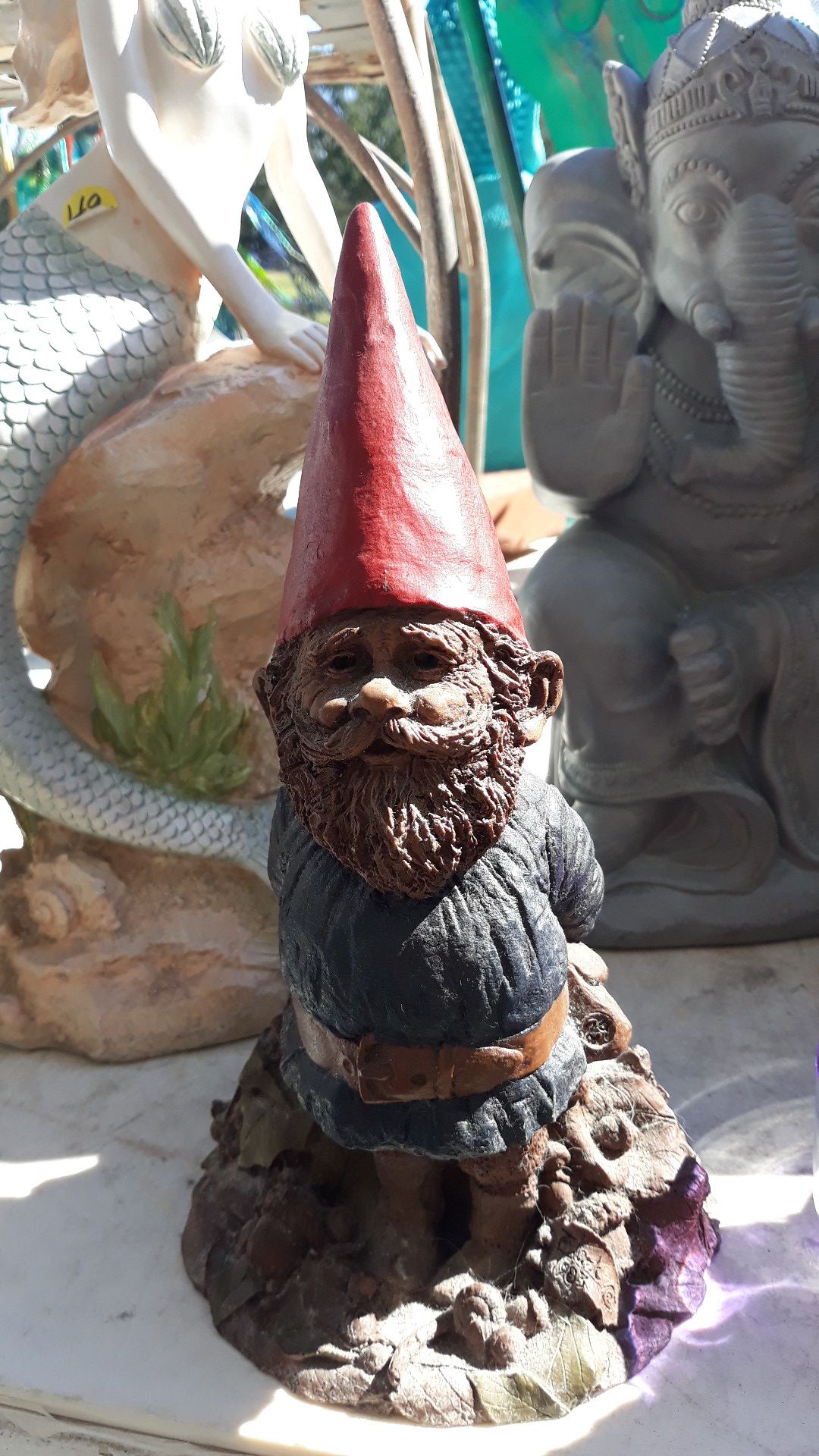 Tom Clark collectible garden gnome statue
