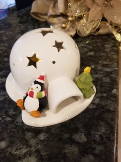 Igloo candle holders