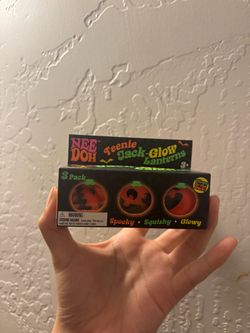 Needoh teenie pumpkins