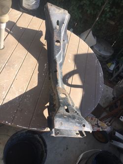 69/72 Crossmember