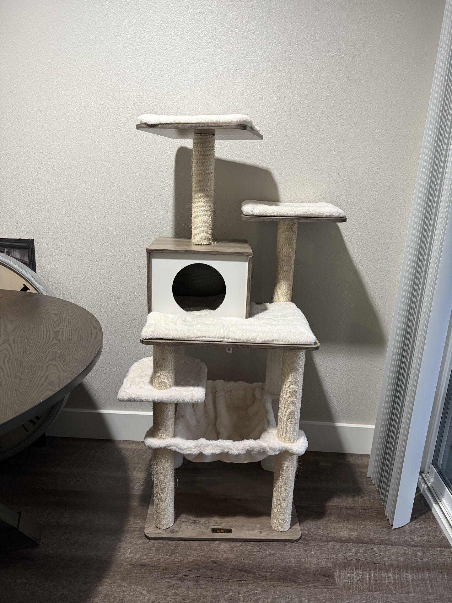 Cat Tree / Cat Tower