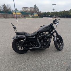 2016 Harley Davidson Iron 883