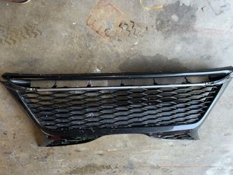 2020-2021 Toyota Camry Front Bumper GRILL