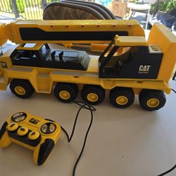 Remote Control CAT Crane