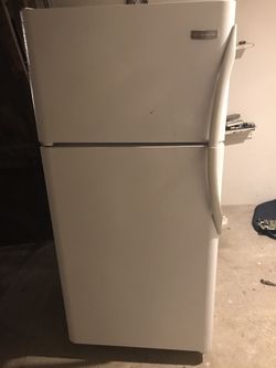Refrigerator for $150 text me if interested