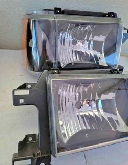 87-91 Ford F-150-F-350 / Bronco Headlights Faros Calaveras Micas Luces Lamps
