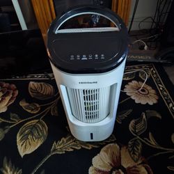 Frigidaire Evaporative Air Cooler Swivel s