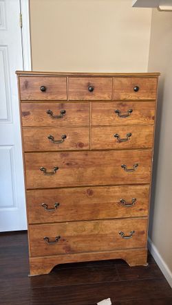 Dresser