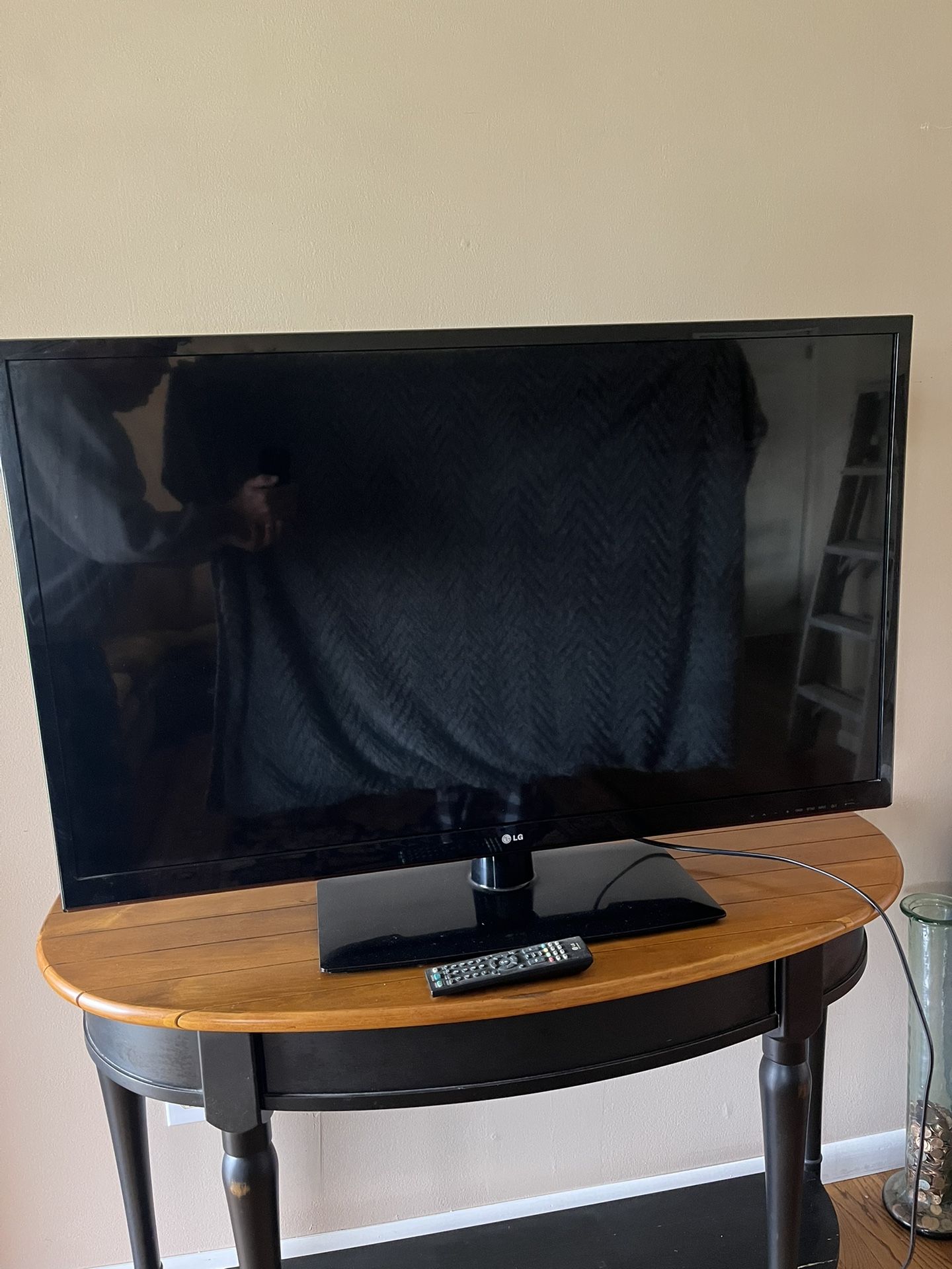 47 Inch Sanyo Television