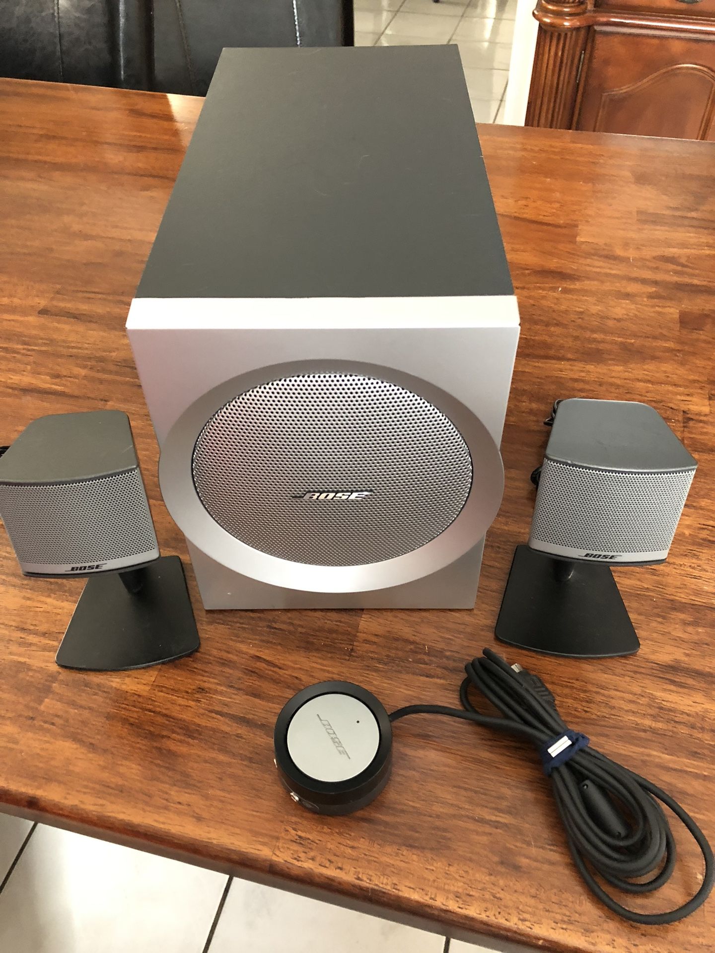 Bose Companion 3 Multimedia Speaker System