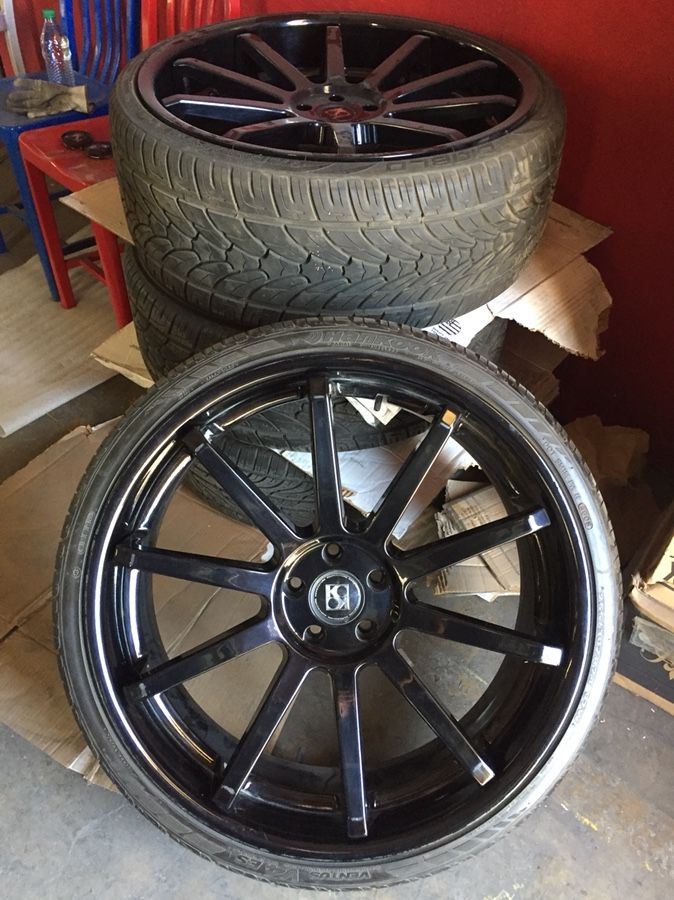 Koko Kuture Lindos 24” Wheels and tires