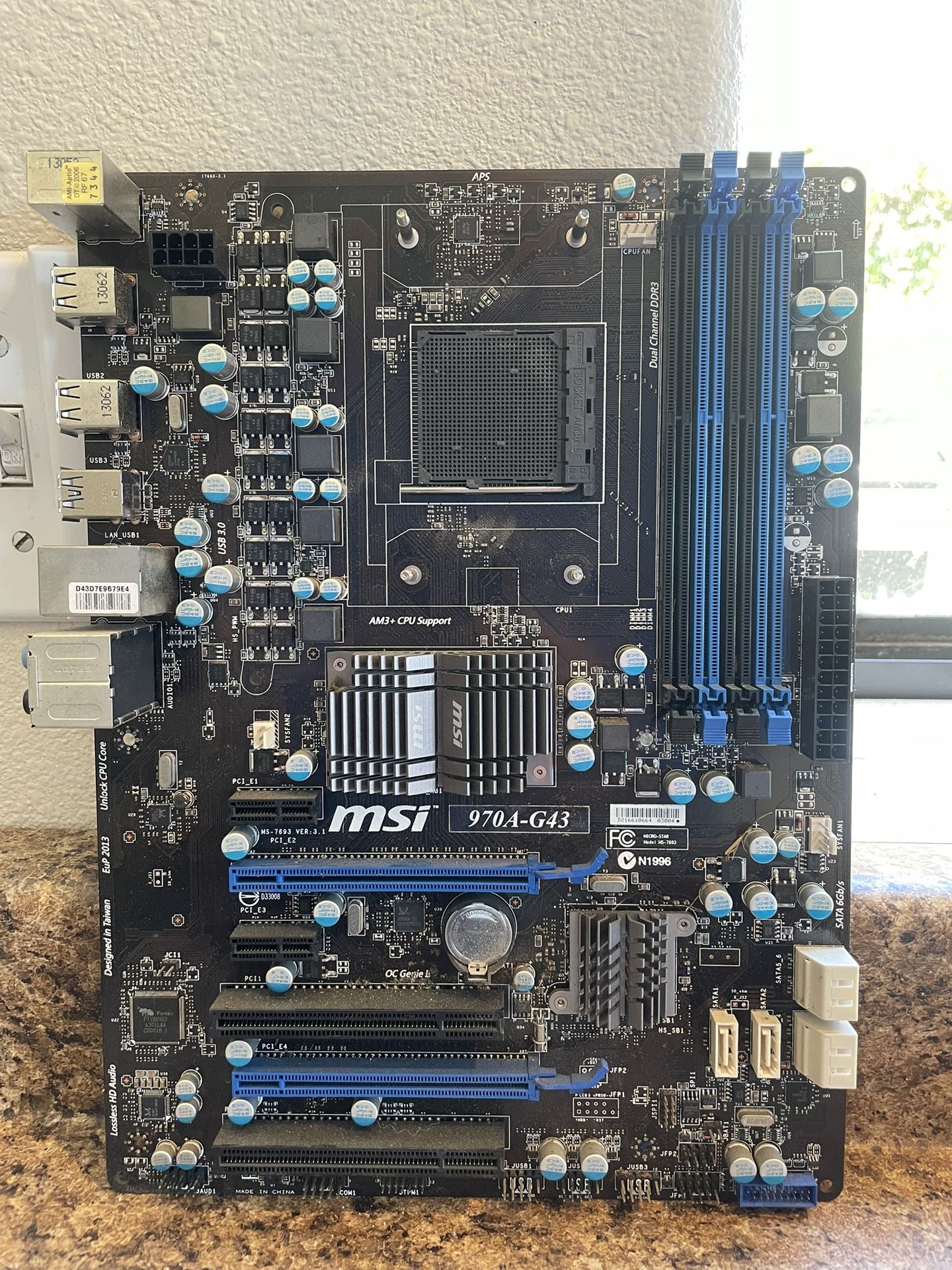 MSI Motherboard 970a g43