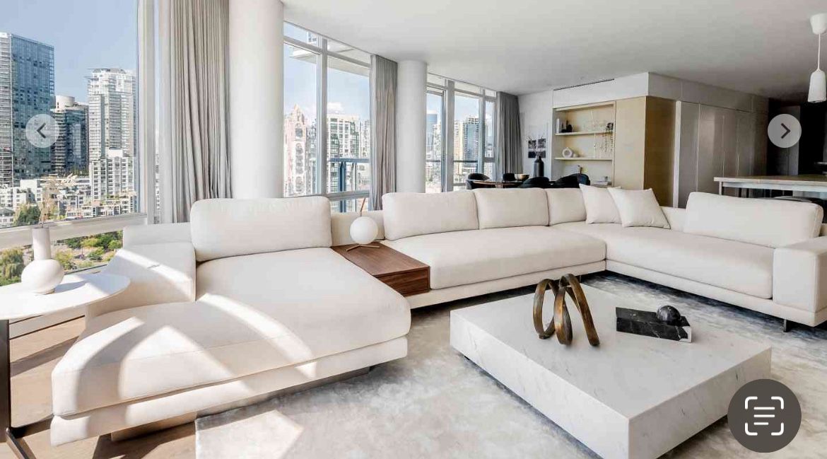 Rove Concepts Left Chaise 3 piece Sectional (5 days old) (Stock photo actual color next pics) ❤️