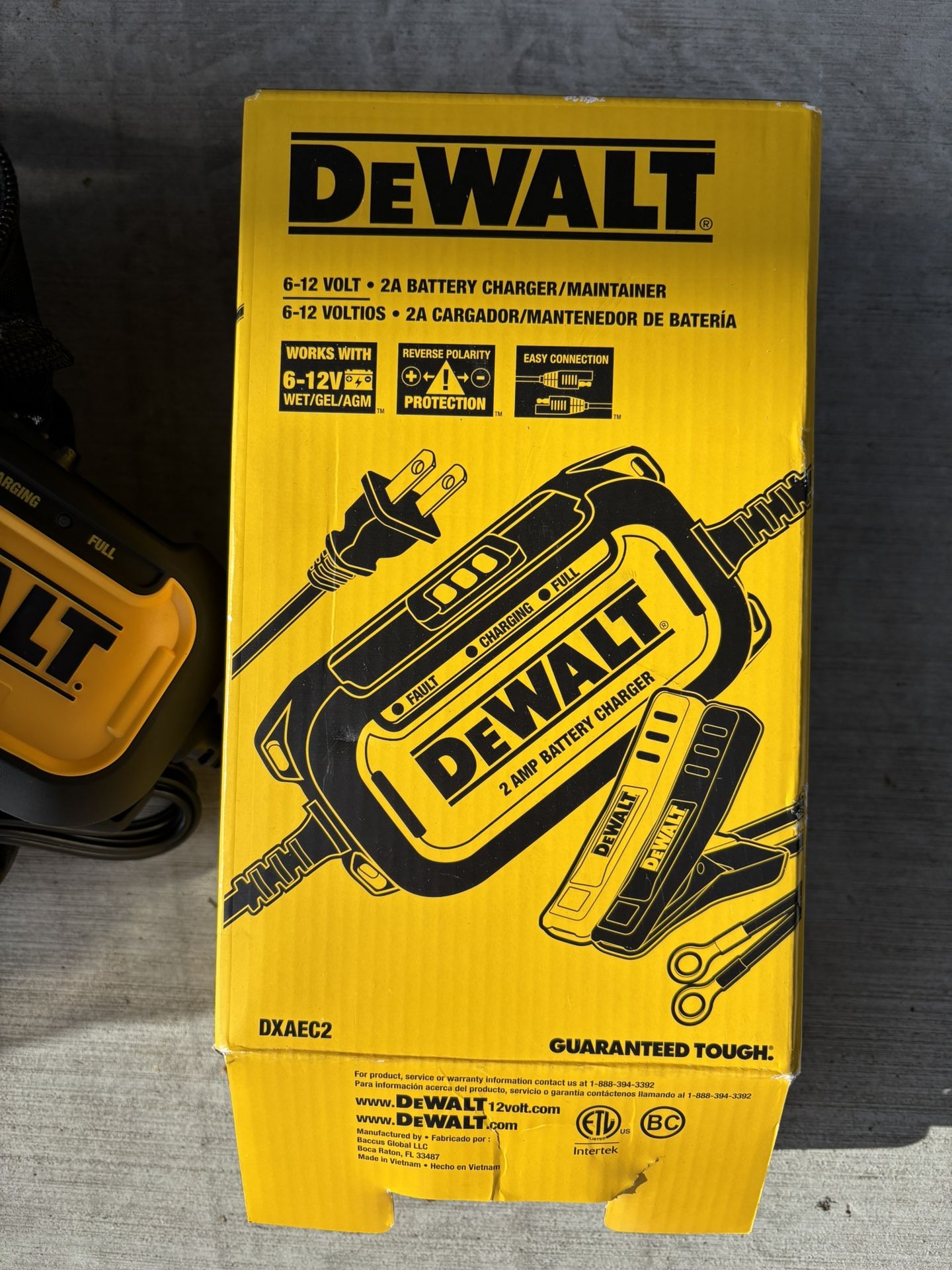 6-12 Volt 2a Battery Charger DeWalt NEW