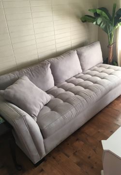 Sofa from rooms to go good condition
