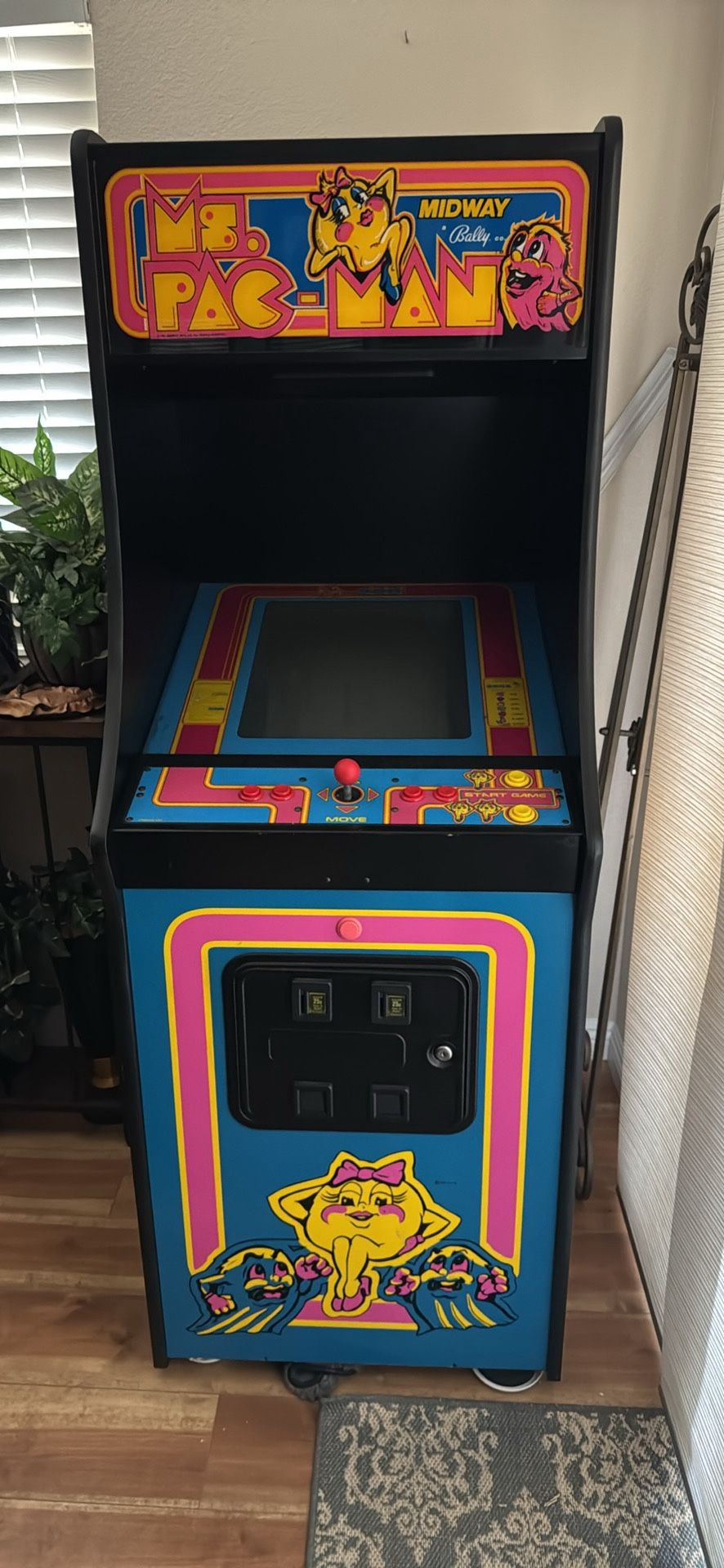 Ms Pac-Man Machine