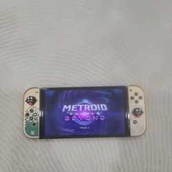 Custom Zelda Oled Switch w/ 17 Games