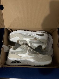 Skechers shoes
