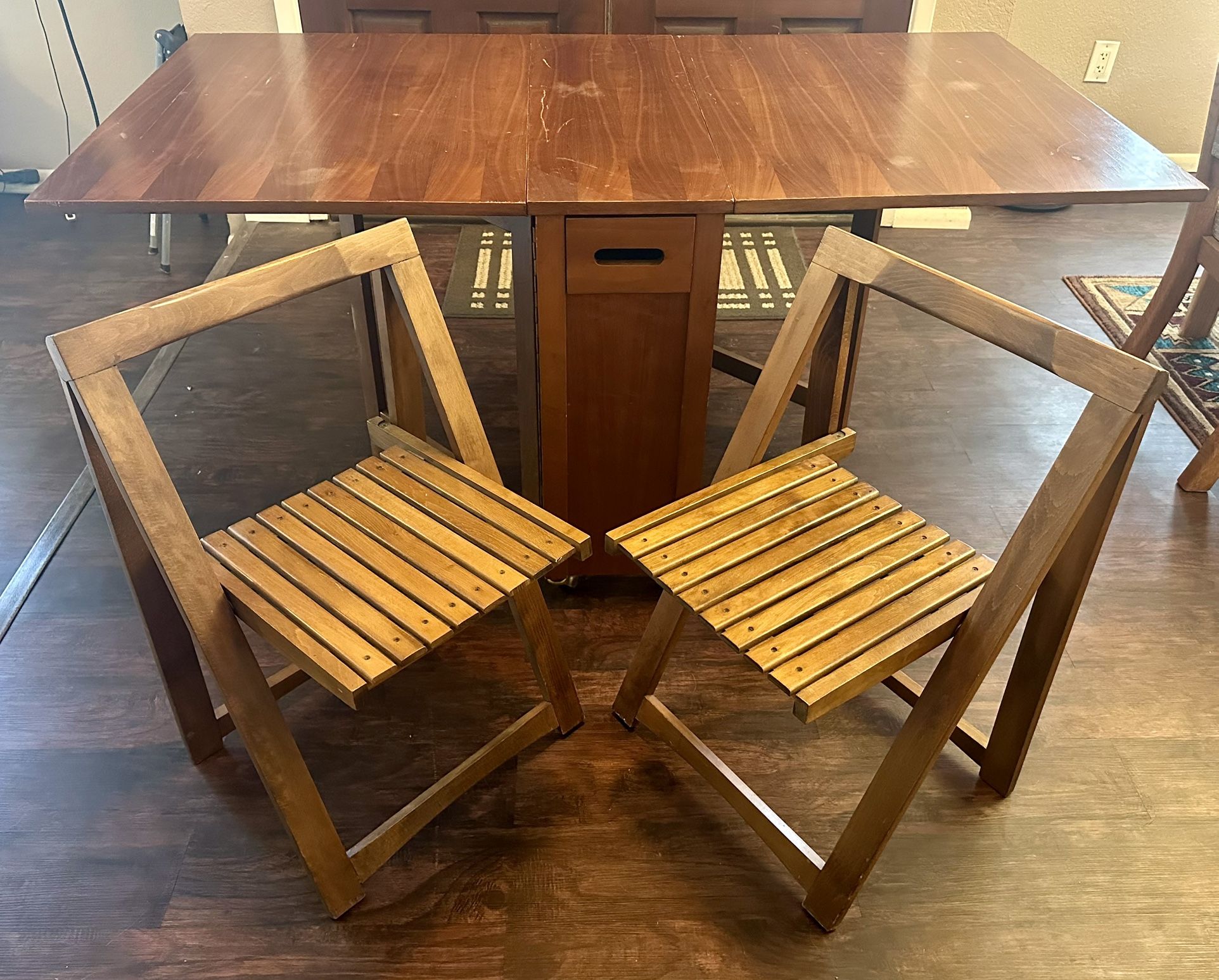 Wood Collapsible Table & Chairs