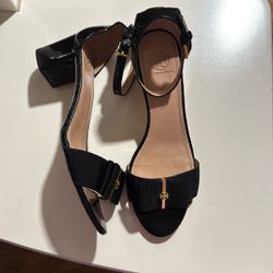 ****Tory Burch*** Size 10