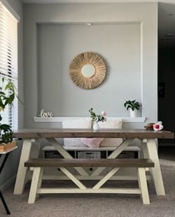 Downeast Farmhouse Style Kitchen Table with bench