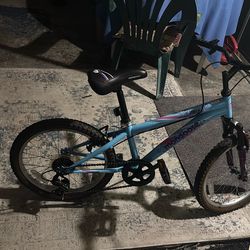 Purple 20 Inch Mongoose Byte Girls Mountain Bike