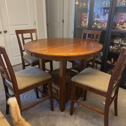 Dining Room Table w/ 4 Chairs -Tall
