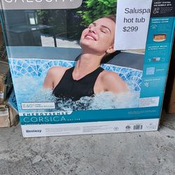 Saluspa Hot Tub