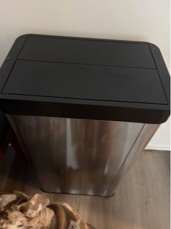 Sensor trash bin