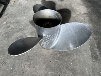 17 Pitch Mercury Mirage Prop